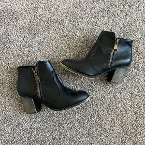 Bamboo ankle booties size 7 1/2